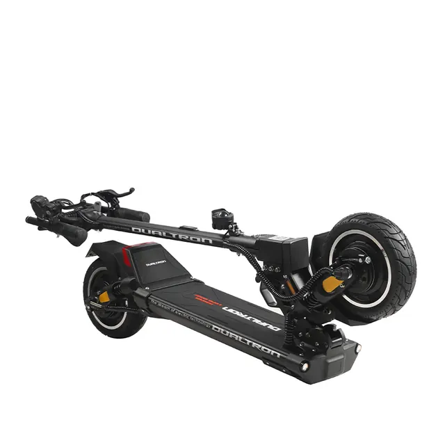 Dualtron Aminia Long Body, mit eingeklappter Lenkstange