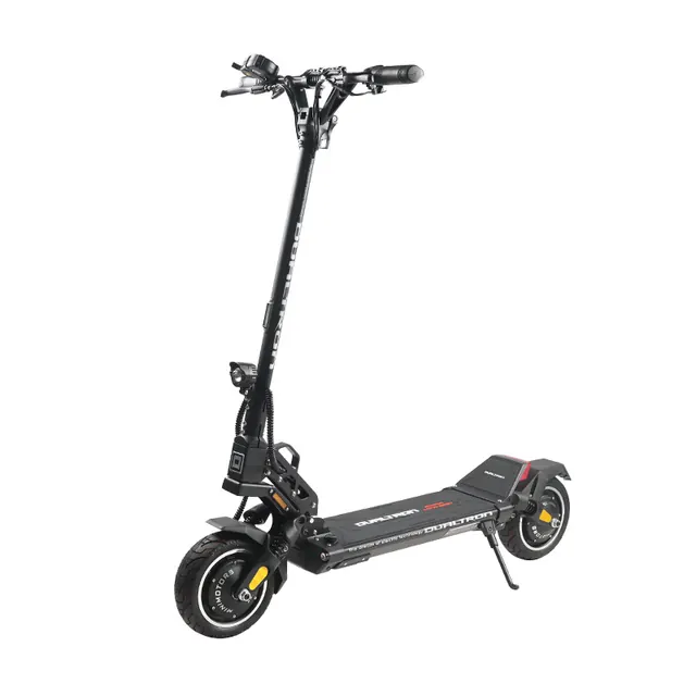 Dualtron Aminia Long Body, vue de trois-quarts avant